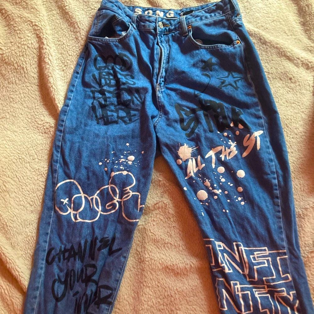 S.O.N.G baggy jogger graffiti jeans slightly used